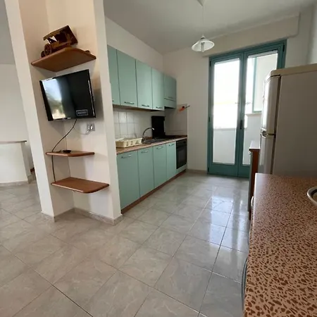 Casa Vittoria, A Pochi Passi Dal Mare Apartment Torre San Giovanni Ugento
